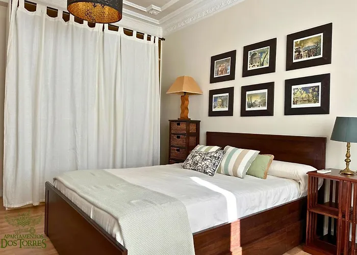 Dos Torres Valinor - Plaza Del Pilar Apartment